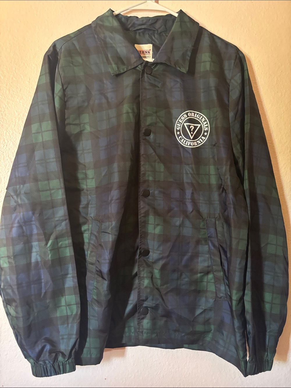Guess Mens Black & Dark Green Plaid Coach Jacket, Size S